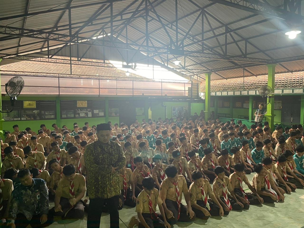 Doa, Harapan, dan Air Mata: Momen Sakral Siswa MTsN 1 Wonogiri Jelang Ujian