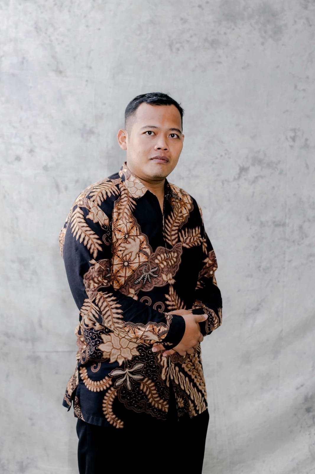 Latip Rosiana, S.Pd.I.