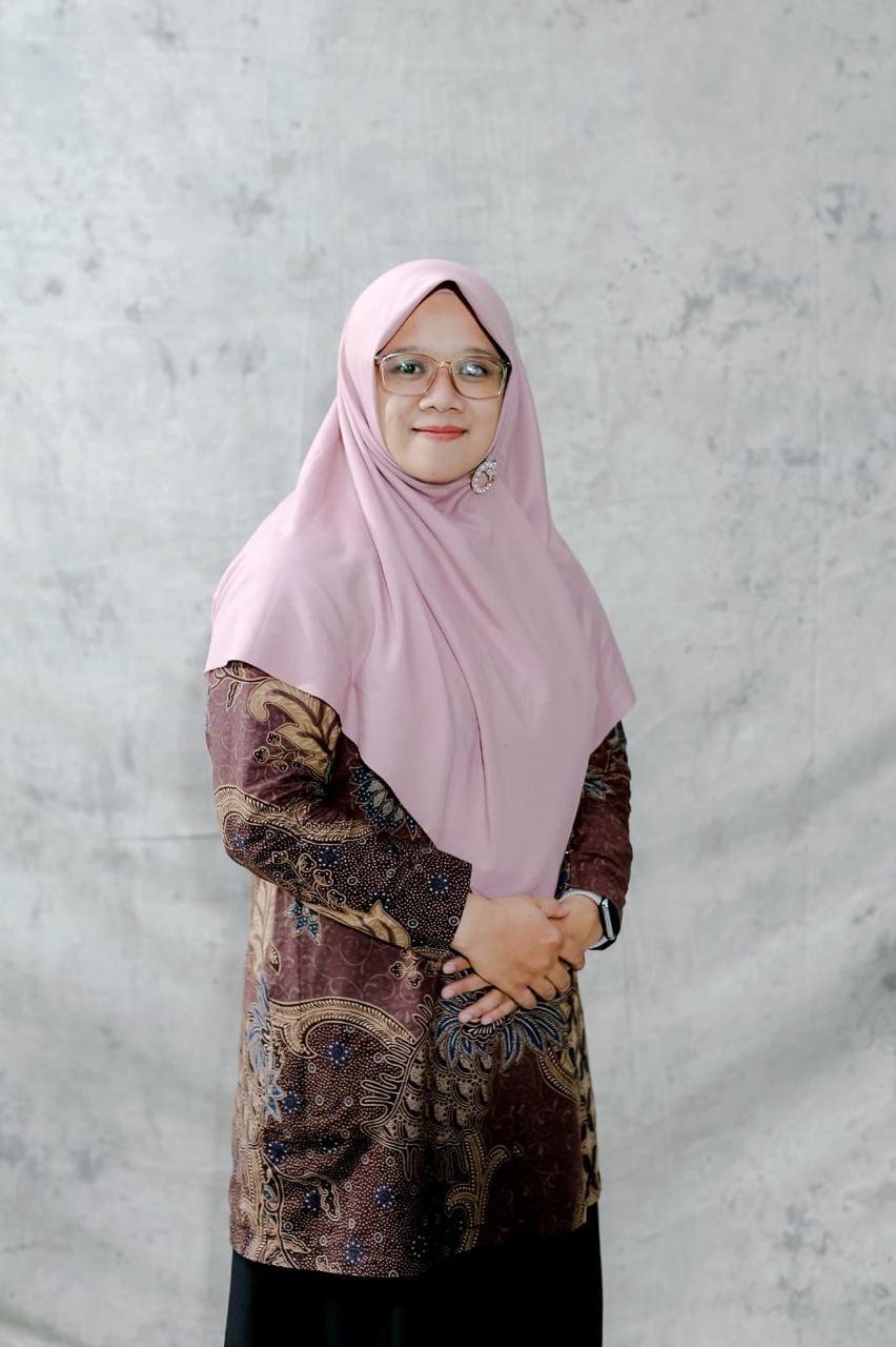 Ayu  Fitri Kharismadewi,S.Pd.